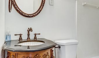 6408 MARYVIEW St, Alexandria, VA 22310