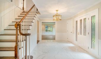 245 Borden Rd, Middletown, NJ 07748