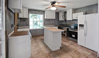 429 LEE ROAD 394, Auburn, AL 36832