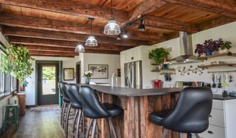274 E Washington Rd, Bradford, NH 03221