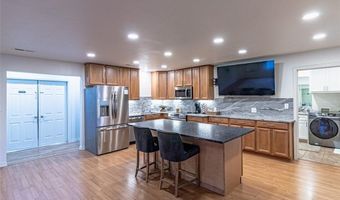 12188 Bedrock Ln, Bentonville, AR 72712