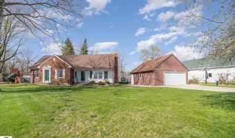 1016 Argyle Ct, Alma, MI 48801