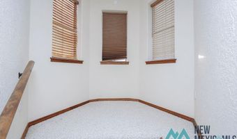 916 Fountain Dr, Carlsbad, NM 88220