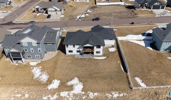 1625 W River Bend St, Brandon, SD 57005
