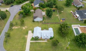 917 Leyland Dr, Albertville, AL 35950