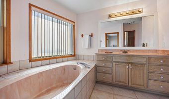 1879 BEACH Ave, Atlantic Beach, FL 32233