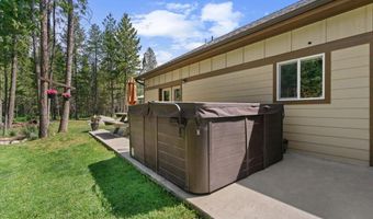 200 DANCING LIGHTS Ln, Athol, ID 83801