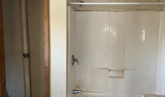 307 Main St, Baileyville, ME 04694