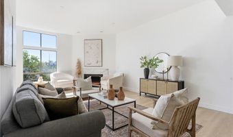 10820 Holman Ave 204, Los Angeles, CA 90024