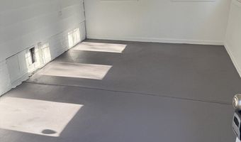 51 Reed St, Agawam, MA 01001