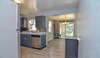 816 E HARRISON St, Appleton, WI 54915