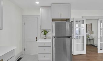 272 E Markison Ave, Columbus, OH 43207