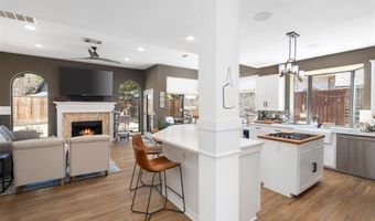 4011 Azure Ln, Addison, TX 75001