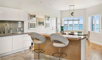 111 Harrison Ave A18, Newport, RI 02840