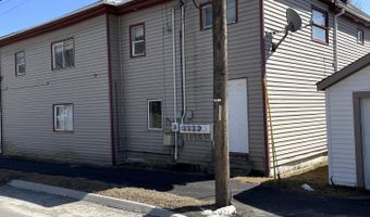 68 Division St, Bangor, ME 04401