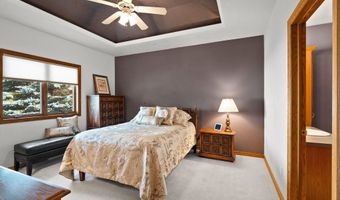 3302 E FALLCREEK Ln, Appleton, WI 54913