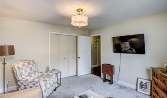 1312 Knollwood Trl, Altoona, WI 54720
