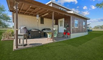 136 Country Pl, Adkins, TX 78101