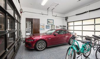 307 Windy Crest Dr, Ann Arbor, MI 48105