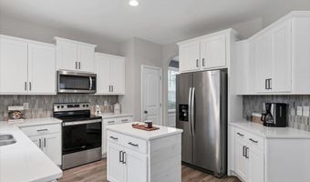 138 Warren Lake Rd, Aberdeen, NC 28315