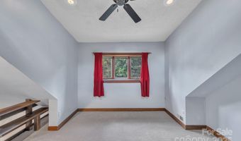 4257 Acorn St, Charlotte, NC 28205