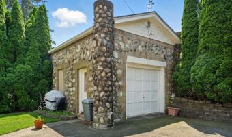 21 Lincoln Ave, Andover, NJ 07801
