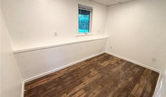 94 Conanicus Rd, Narragansett, RI 02882