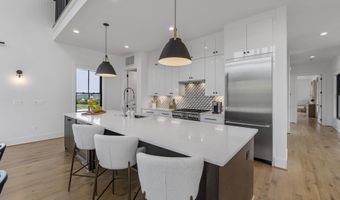 310 GOODLOE Ln, Afton, VA 22920