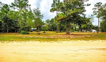 855 Fairborn Ave, Alford, FL 32420