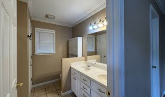 107 Acorn Ln, Batesville, MS 38606