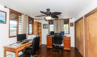 1062 Kamahele St, Kailua, HI 96734