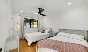 4367 Summit Dr, La Mesa, CA 91941