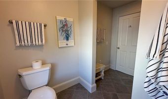 208 Chapel St, Block Island, RI 02807