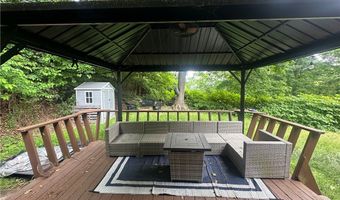 80 Forest Rd, Ambridge, PA 15003