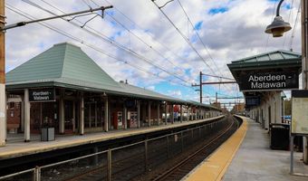 7 Lucia Ct, Aberdeen, NJ 07747