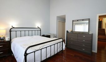 62 Deer Run 62, Bethel, CT 06801