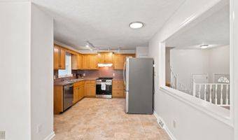 787 Woodlawn Trl, Appomattox, VA 24522