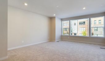 43801 MIDDLEWAY Ter, Ashburn, VA 20147