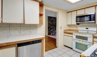 1336 Staubbach Cir, Anchorage, AK 99508