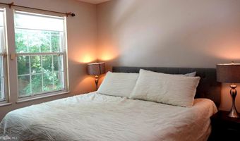 8307 SATINLEAF Ct, Bowie, MD 20715