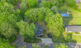 1512 Brentwood Dr, Athens, TN 37303