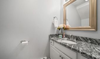 2 Taylor Mill Rd 1, Atkinson, NH 03811