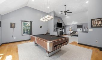 40 Adelman Rd, Billerica, MA 01821