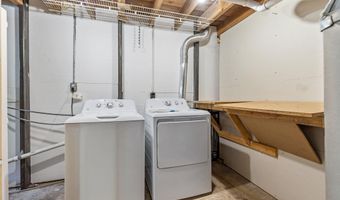 1631 N WILMER St, Appleton, WI 54911