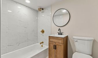 1006 26TH St S, Arlington, VA 22202