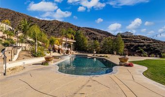 475 W 26th St, Upland, CA 91784