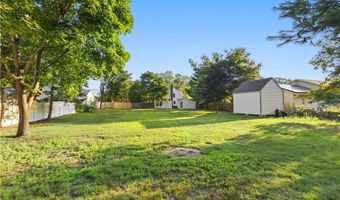 280 Long St, Warwick, RI 02886