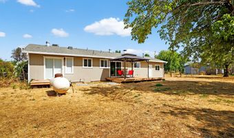 5210 Dino Dr, Anderson, CA 96007
