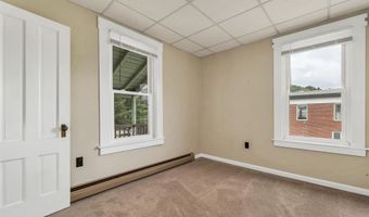 106 Main St, Colebrook, NH 03576