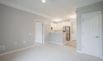 20610 HOPE SPRING Ter 103, Ashburn, VA 20147